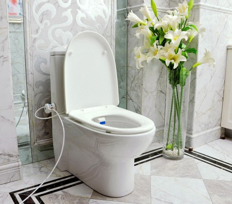 HS-B8110 Bidé externo al WC para la higiene íntima incluye regulador de Tº