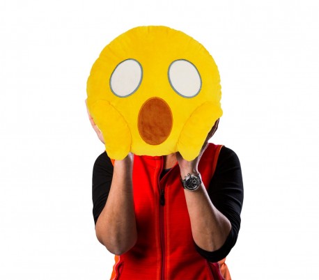 557315 Almohada emoticono motivo cara Sorprendida de 30 cm ø
