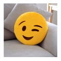 557317A Cojín emoji cara con lagrima color amarillo ø 34 cm emoticono