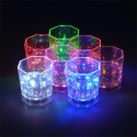 Set de 4 vasos LED 177 ml multicolor de plastico con bateria incluida