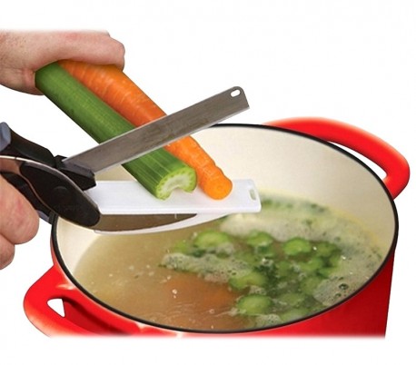 91472 Tijeras 2 en 1 con tabla de cortar incluida la hoja es de acero inoxidable