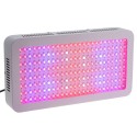 4373 Lámpara LED 1500W para cultivación en invernadero 150 LEDS de 10 W cada uno