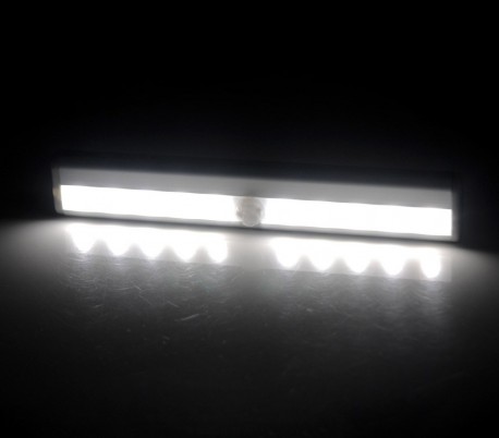 4362 Lámpara LED automática con sensor de movimiento de batería de 1.5 vatios