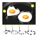 4706 Set de 4 moldes para darle forma a los huevos fritos acero inox. 9x9x1,4cm