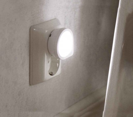 635510 Luz nocturna LED ELECTRO GT con detector crepuscular 0.3 vatios