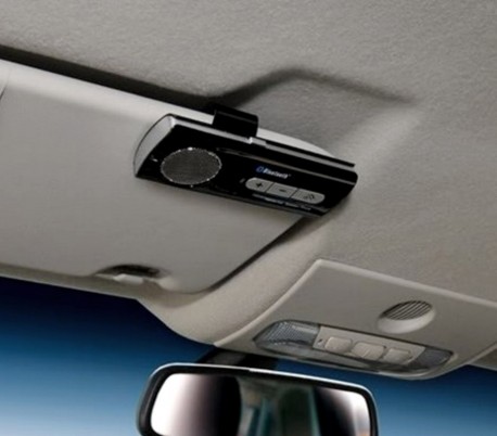 121695 Kit bluetooth para el coche MULTIPOINT SPEAKER PHONE 4.0V 18h de llamada 