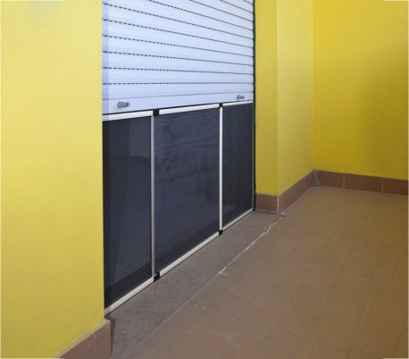 GES50AGSC Mosquitera STARKEN 70x50 cm extensible hasta 132 cm