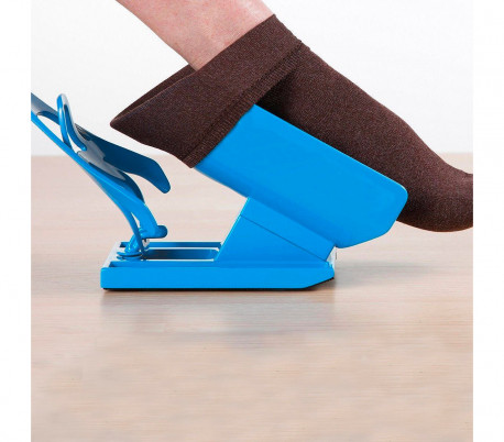 Soporte para poner y quitar los calcetines con sistema automático