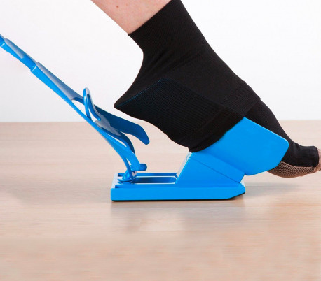 Soporte para poner y quitar los calcetines con sistema automático