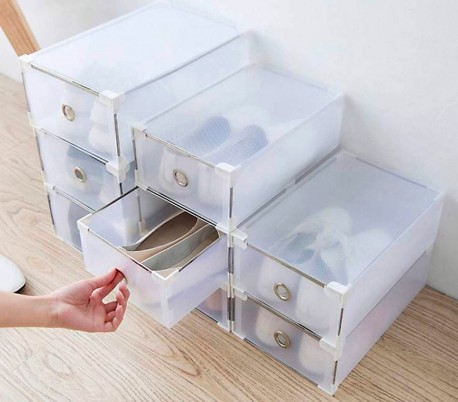 14917 Set de 5 cajas organiza zapatos con bordes metálicos apilables.