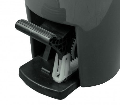 810779 Cubo con pedal y fregona CNET 6L giratoria de 360​​° de microfibra