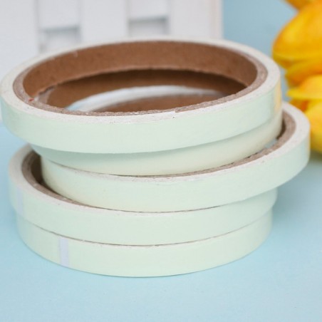 Cinta adhesiva fluorescente multiusos brilla en la oscuridad 6 horas 15 mm x 3mt