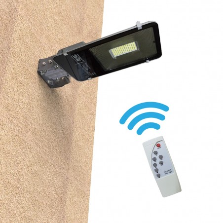 000114 Luz de carga solar con mando a distancia y soporte 60W