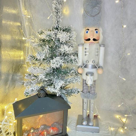 6107113 Soldado cascanuces de madera blanco 55 cm con decoraciones y tambor