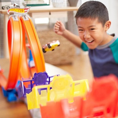 221381 Super Score Speedway Track con plataforma de lanzamiento  HOT WHEELS