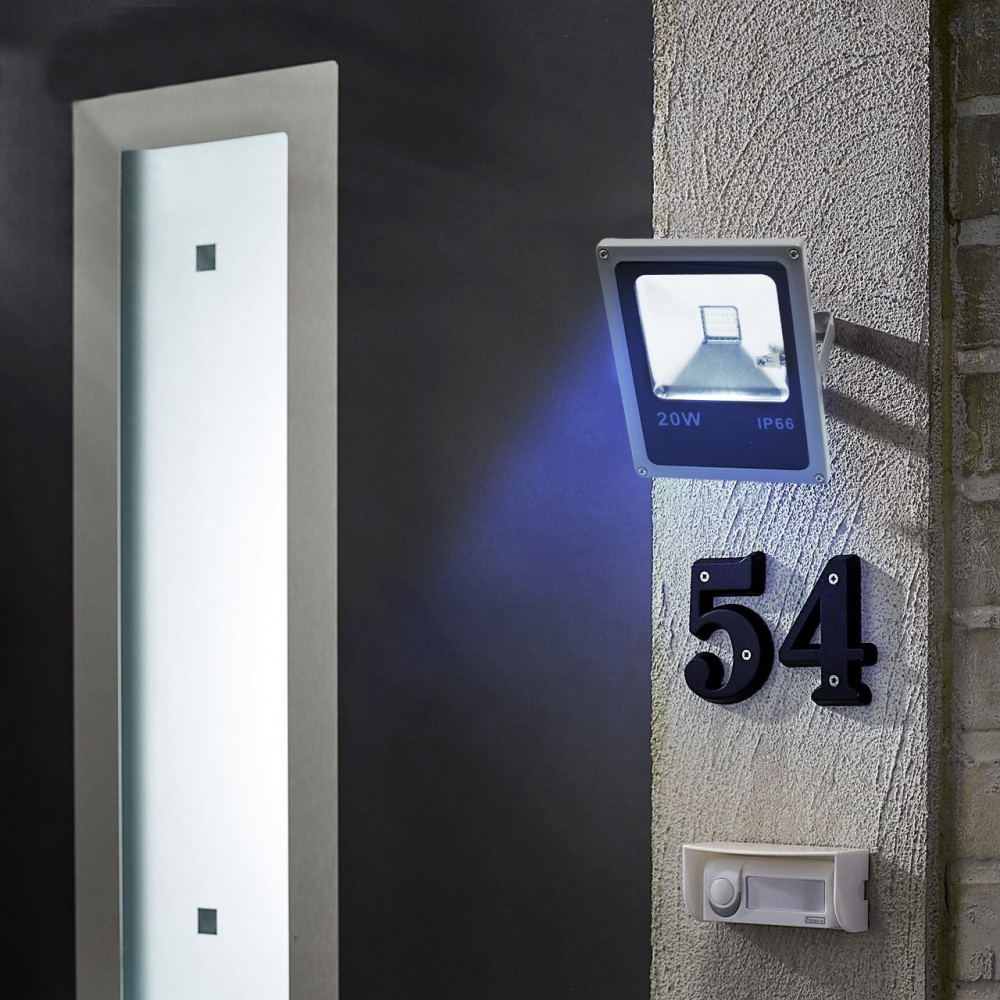 Foco LED RGB de 20w para Exterior y Ángulo de...