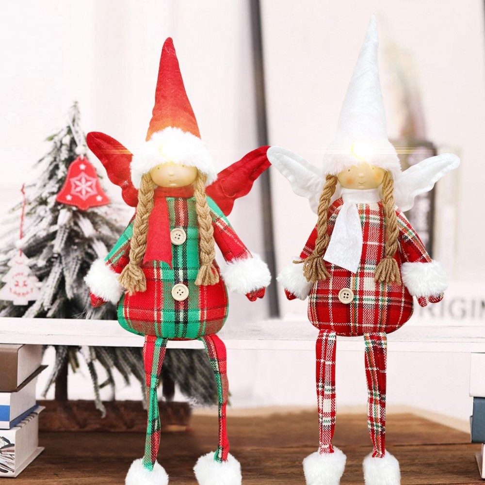 305187 Hada navideña sentada con vestido...