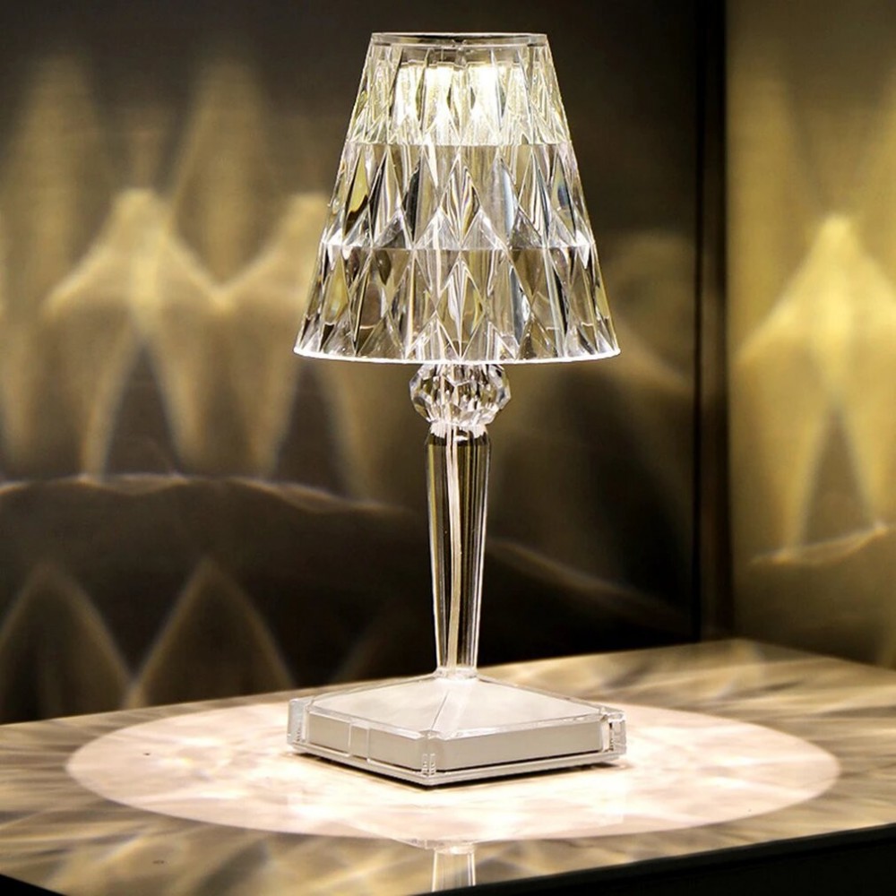 Lámpara de mesa Diamond con luz LED coloreada...