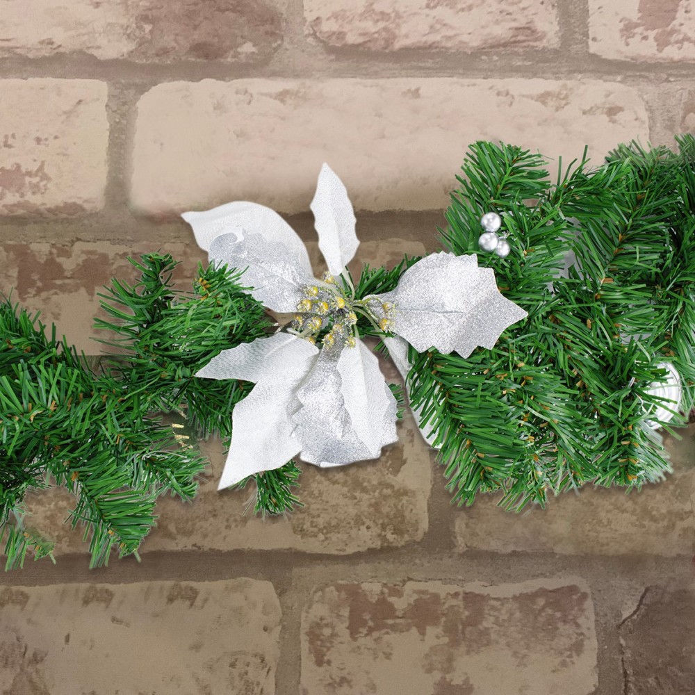 326592 Guirnalda de Navidad en rama de árbol 2...