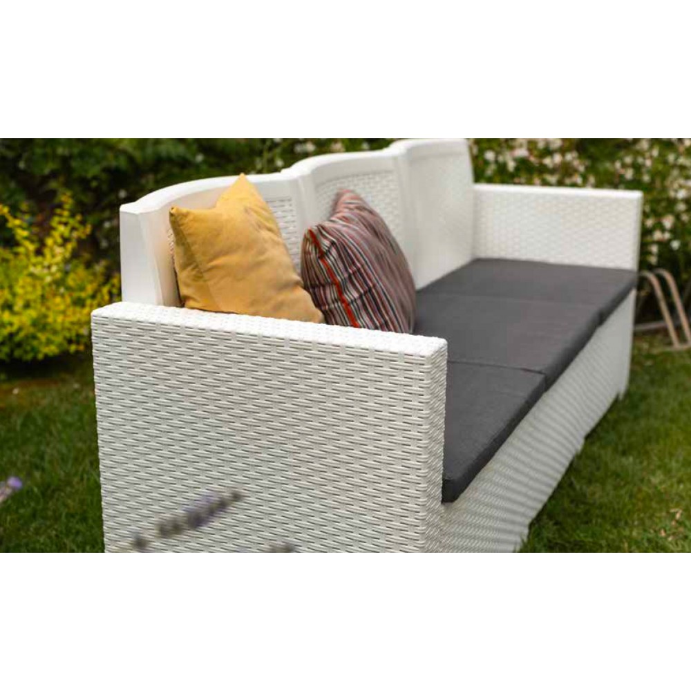 Set de mesa 1 sofá y 2 asientos de jardín...