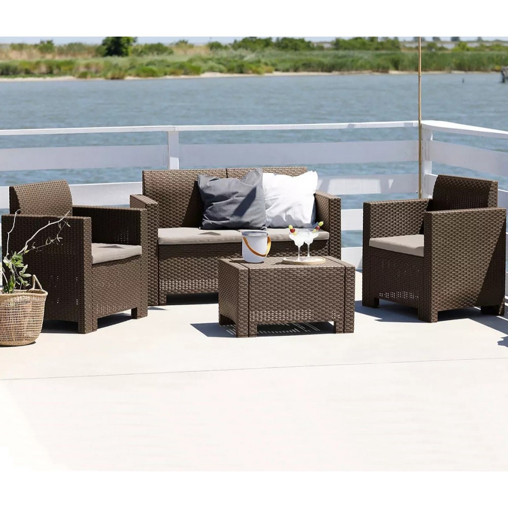 Set de mesa 1 sofá y 2 asientos de jardín...