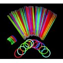 Set de 15 pulseras de colores fluorescentes que brillan en la oscuridad GLOW IN THE DARK