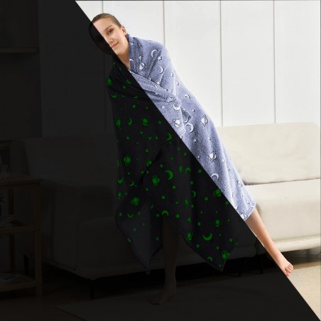 Manta mágica infantil Manta color Lavanda con planetas fluorescentes 100x180