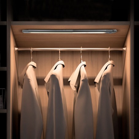 Tira 48 LED luz cálida para armario 58cm con sensor de movimiento recargable USB