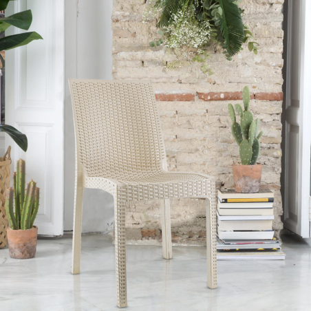 Conjunto de 2 sillas de jardín exterior JANET diseño en ratán en resina apilable