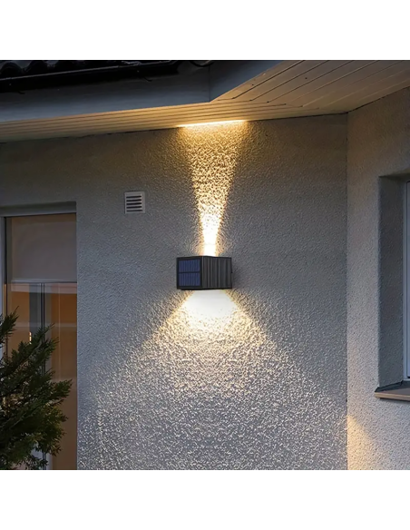 Lámpara de pared con panel solar de doble emisión y cálida luz crepuscular