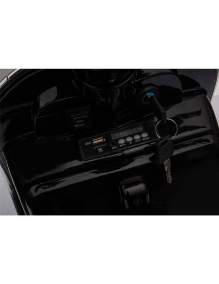 Piaggio Vespa PX 150 Full eléctrica 12V para niños con baúl y pantalla MP3