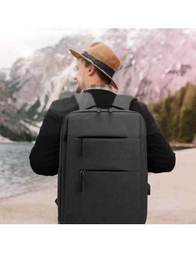 Mochila de viaje, equipaje de cabina, con carga...