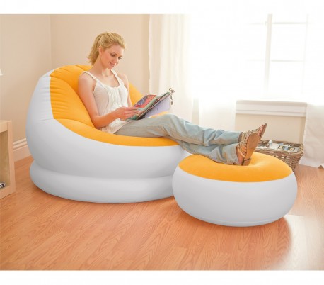 68572 Sillón hinchable con reposapies de tela INTEX en tres colores